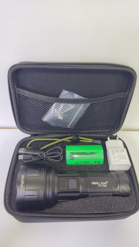 چراغ قوه ZY-T332